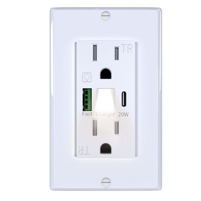 Tamper Resistant Night Light USB Outlet 125V 15A USB Receptacle With Night Light PD3.0 Fast Charger