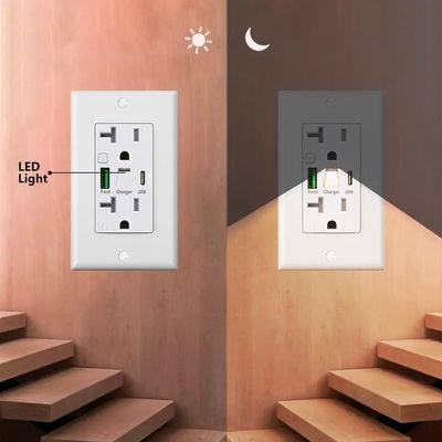 Plastic USB Type C Wall Outlet Warm White Wall Outlet Night Lights 20A 125V