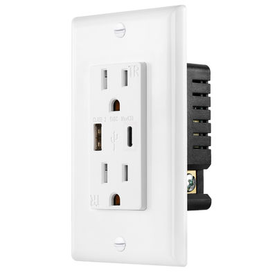 White USB Wall Outlet Customized Fast Charging Wall Outlet With 15A 125V AC 60Hz Rating