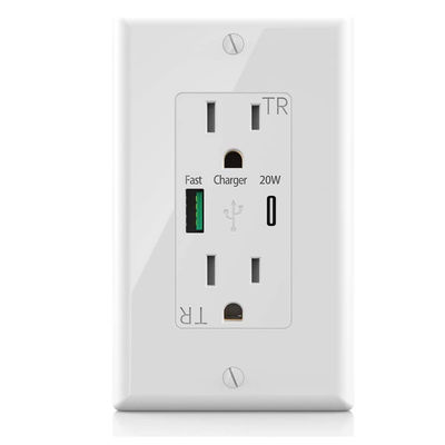 PD20W Fast Charging USB Wall Outlet 15A 100V - 240V Outlet With Type C