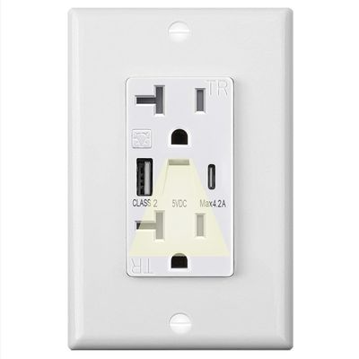Warm White Night Light USB Outlet 20A 125V 60Hz 5V 4.2A Outlet With Night Light And USB